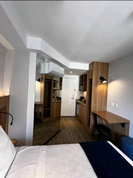Apartamento Studio Andar Alto, Centro/piscina, 1112 *